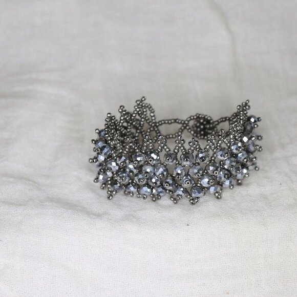 Silver beaded fashion bracelet high quality cuff back loop clasp - Picture 3 of 4